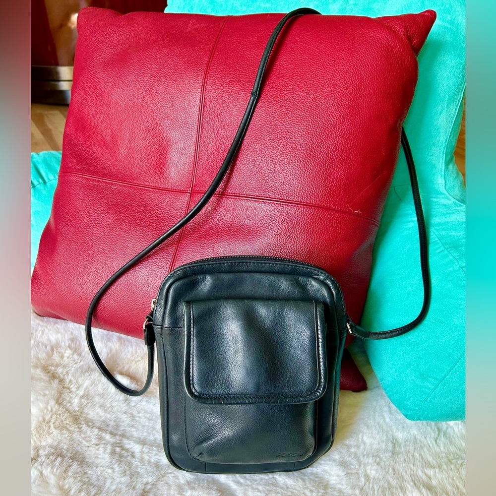 Fossil Black Leather Crossbody Bag